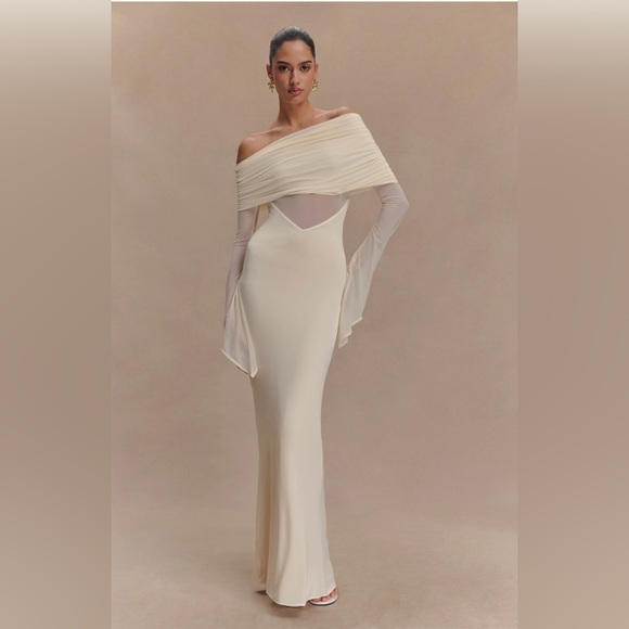 Meshki Dresses & Skirts - Meshki Cream Off-Shoulder Long Sleeve Gown